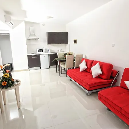 Marlita Aparthotel 3*