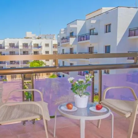 Marlita Aparthotel 3*