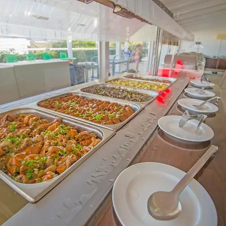 Marlita Aparthotel Protaras