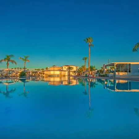 Marlita Aparthotel 3*
